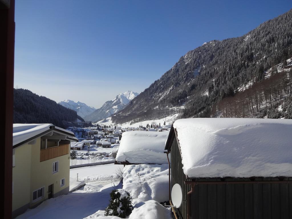 Haus Kinsperger Appartement Klosterle am Arlberg Buitenkant foto