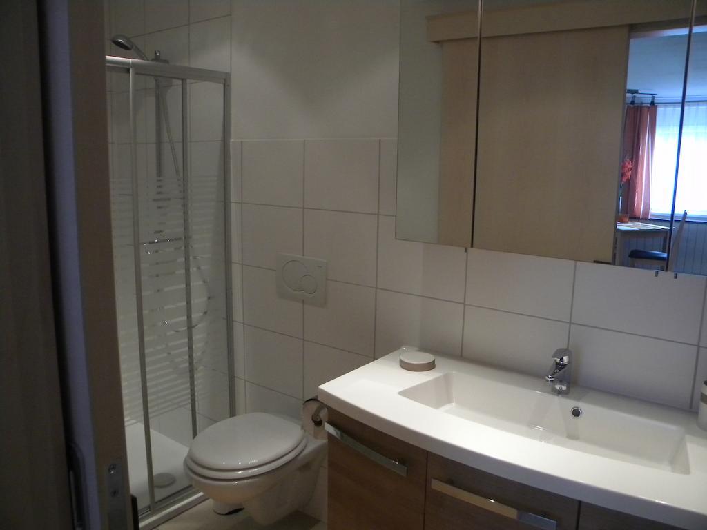 Haus Kinsperger Appartement Klosterle am Arlberg Kamer foto
