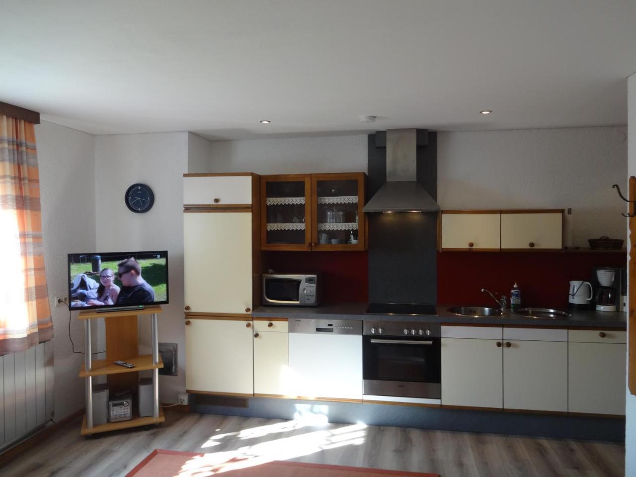 Haus Kinsperger Appartement Klosterle am Arlberg Buitenkant foto